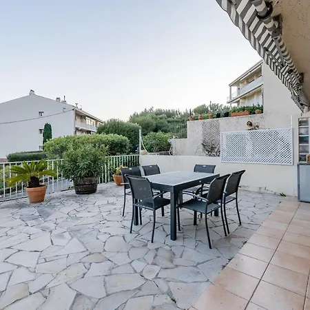 Apartment Le Verdesco Par Dodo-a-cassis *